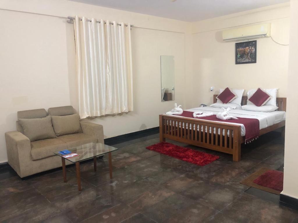 Kstdc Hotel Mayura Pavithra Yediyur Kunigal 외부 사진