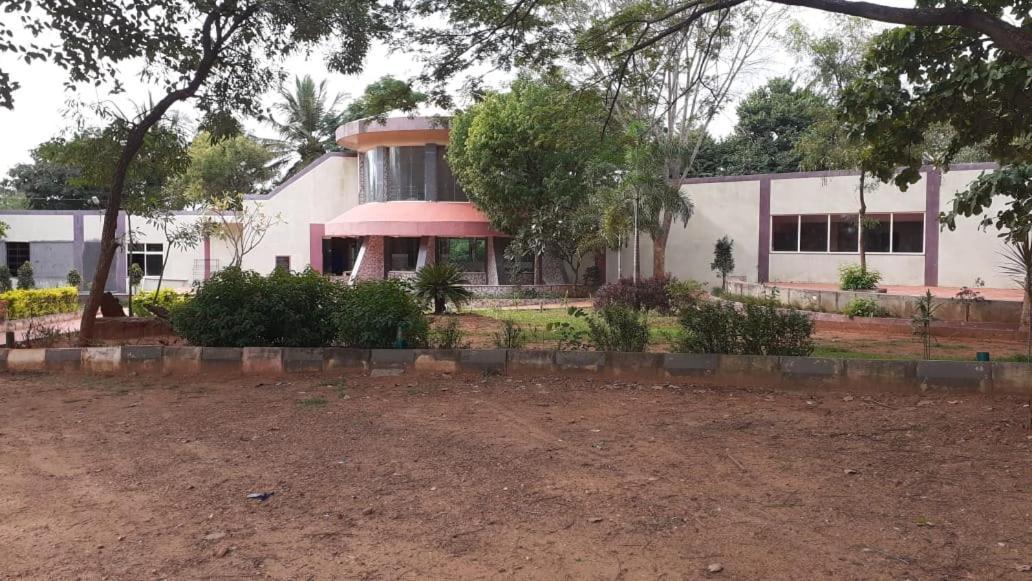 Kstdc Hotel Mayura Pavithra Yediyur Kunigal 외부 사진
