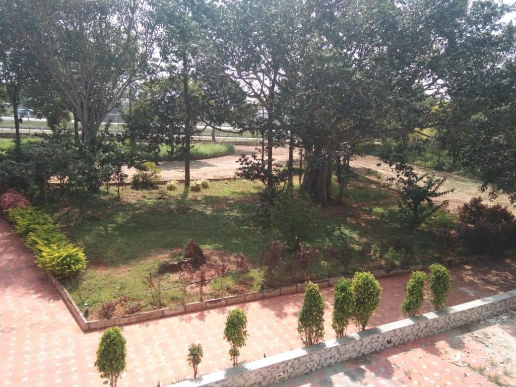 Kstdc Hotel Mayura Pavithra Yediyur Kunigal 외부 사진